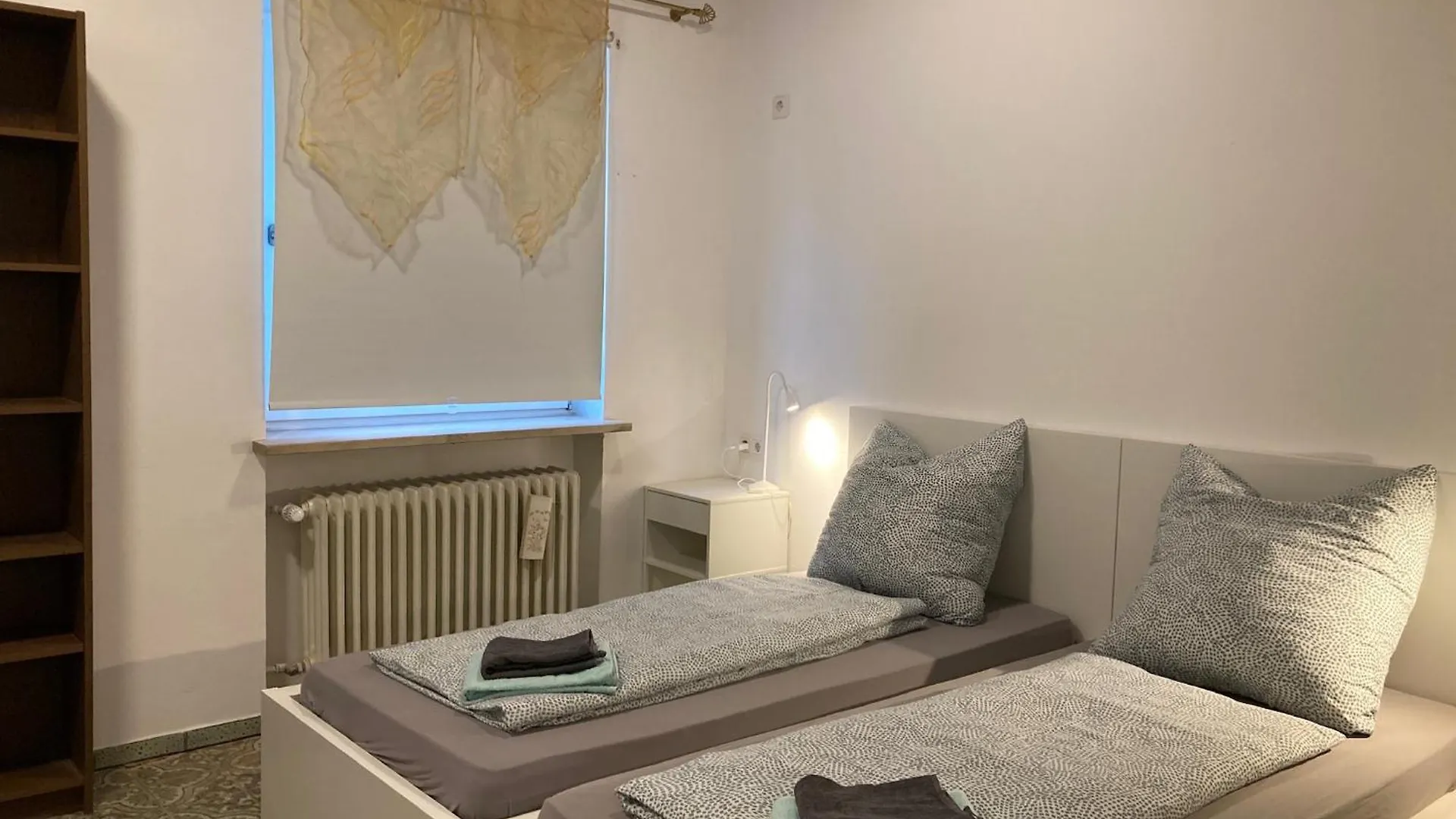 Uniaparts Regensburg 0*,